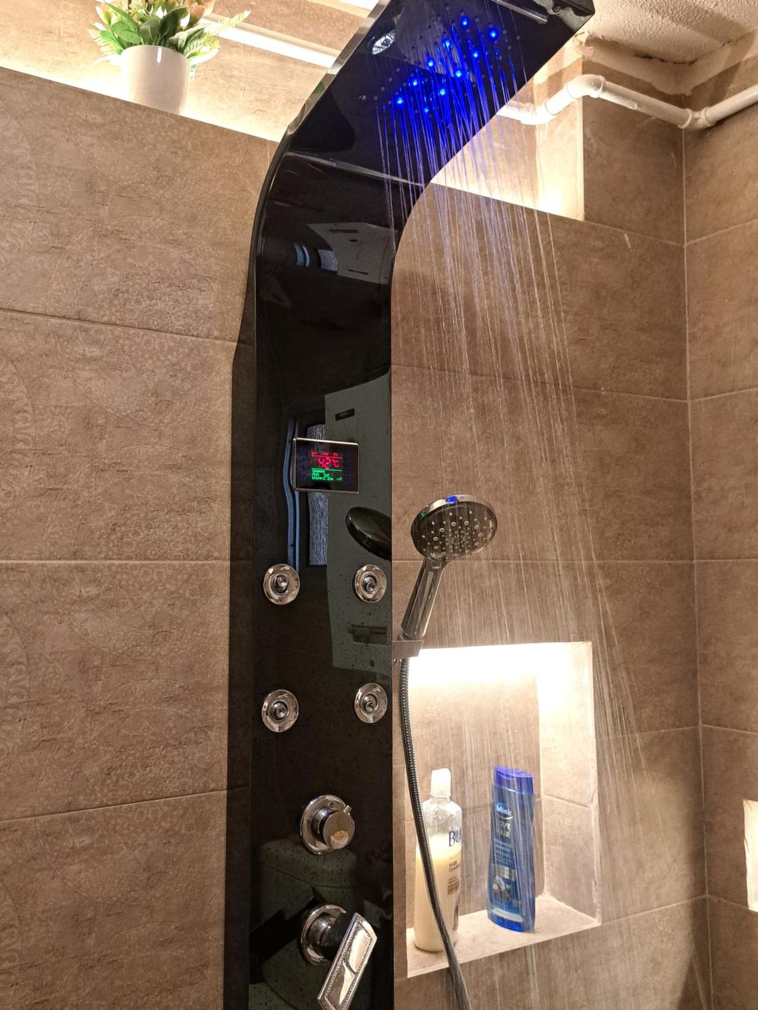 Panorama Airport View Apartment with Complimentary Limo Service Cairo Exterior photo
